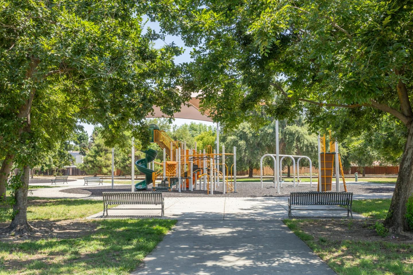 Detail Gallery Image 60 of 77 For 450 W Alluvial Ave, Clovis,  CA 93611 - 4 Beds | 2 Baths