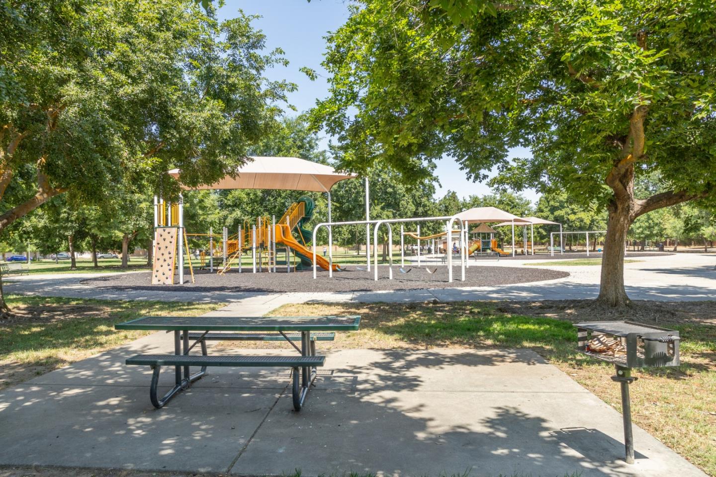 Detail Gallery Image 64 of 77 For 450 W Alluvial Ave, Clovis,  CA 93611 - 4 Beds | 2 Baths