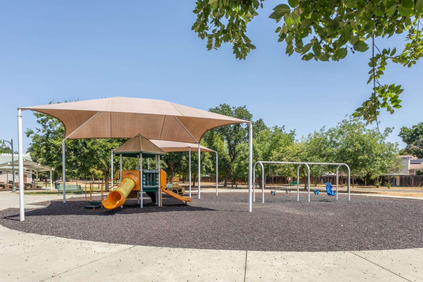 Detail Gallery Image 69 of 77 For 450 W Alluvial Ave, Clovis,  CA 93611 - 4 Beds | 2 Baths