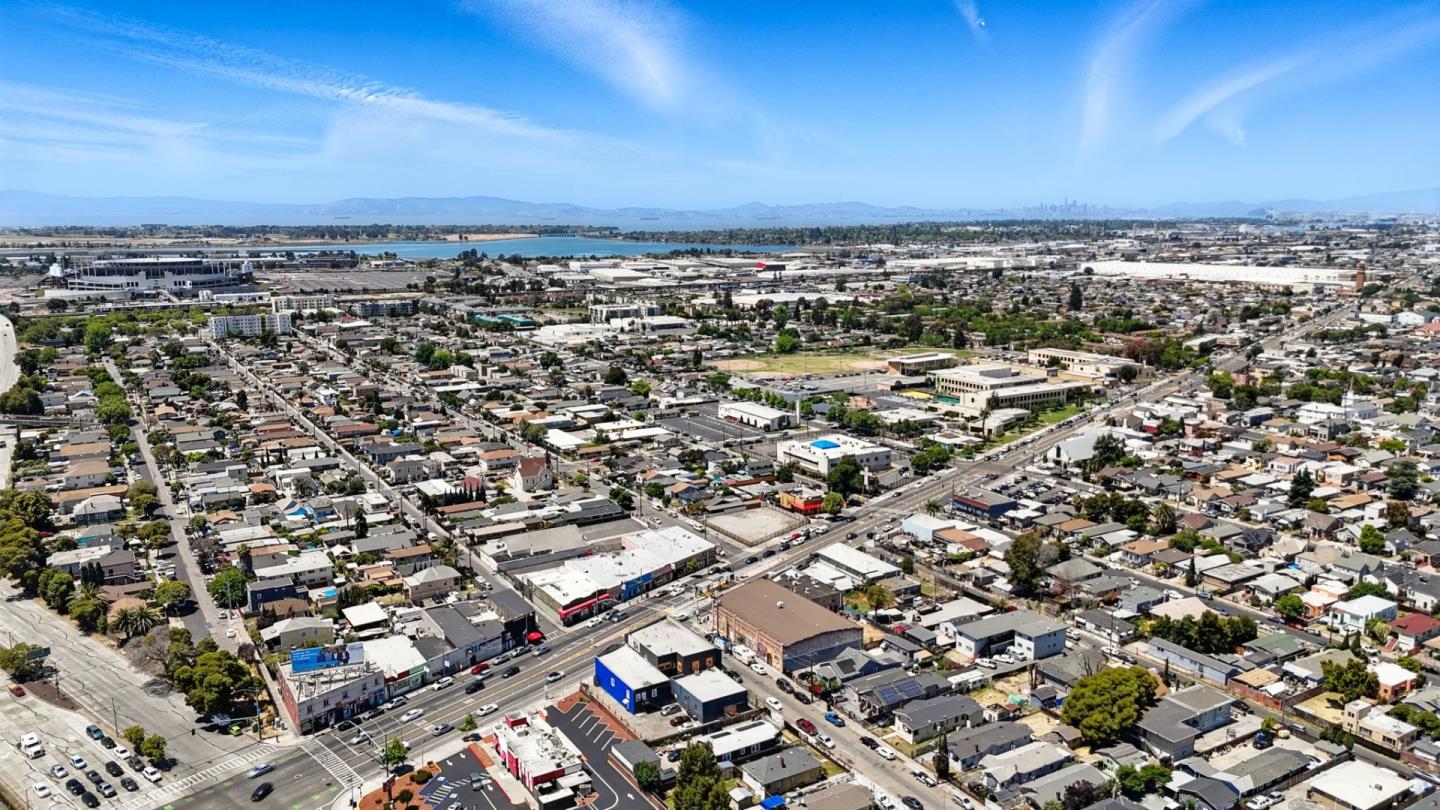 Detail Gallery Image 16 of 19 For 7134 International Blvd, Oakland,  CA 94621 - – Beds | – Baths