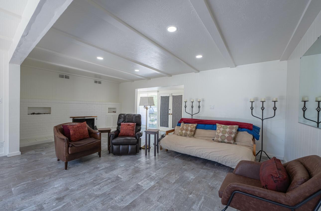 Detail Gallery Image 16 of 28 For 1171 Sylvan Pl, Monterey,  CA 93940 - 2 Beds | 2 Baths