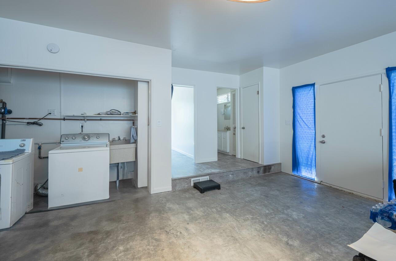 Detail Gallery Image 21 of 28 For 1171 Sylvan Pl, Monterey,  CA 93940 - 2 Beds | 2 Baths
