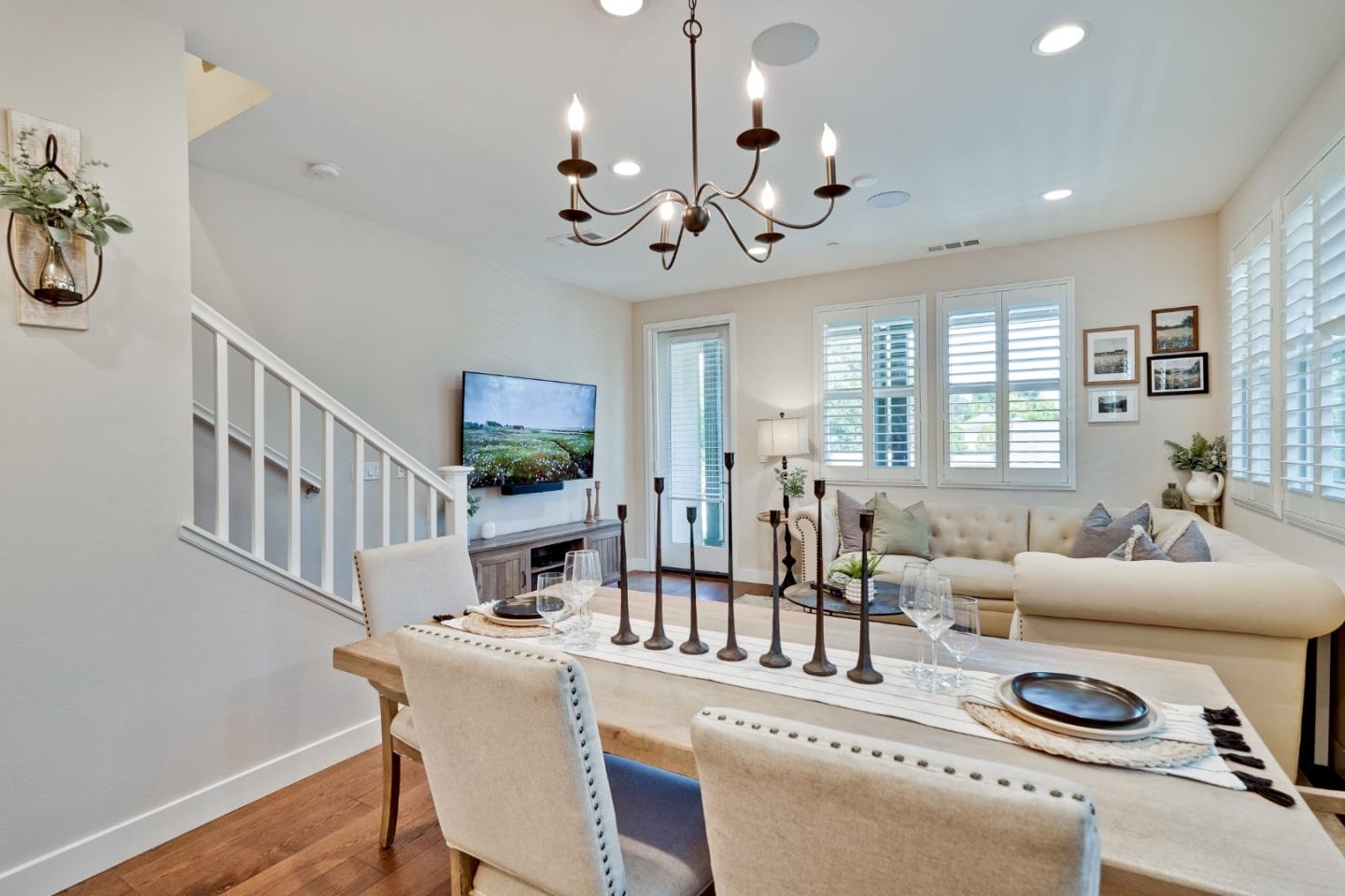 Detail Gallery Image 23 of 57 For 94 E 2nd St, Morgan Hill,  CA 95037 - 3 Beds | 3 Baths