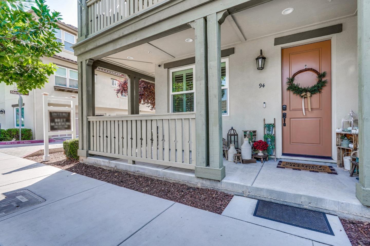 Detail Gallery Image 3 of 57 For 94 E 2nd St, Morgan Hill,  CA 95037 - 3 Beds | 3 Baths