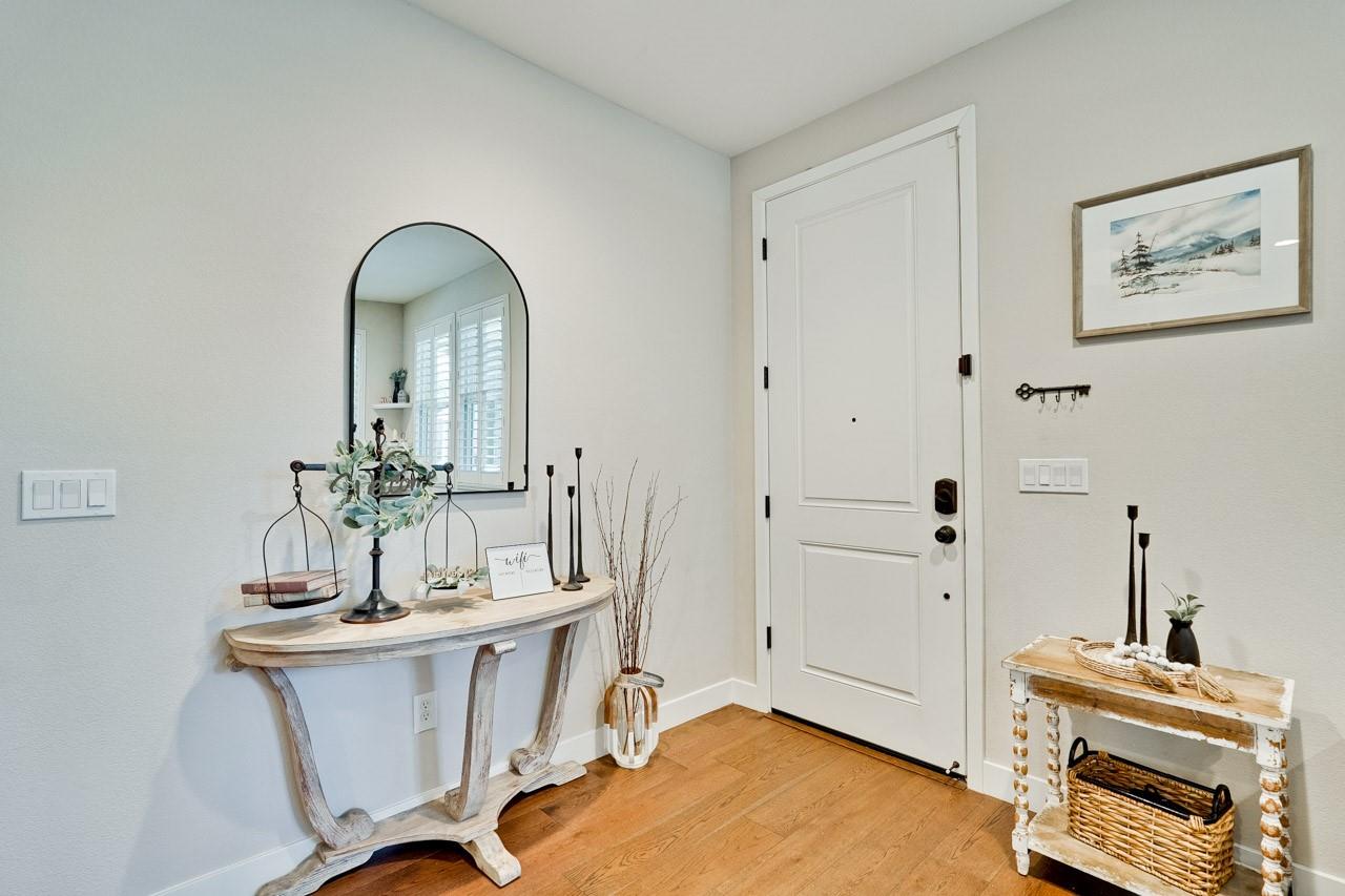 Detail Gallery Image 5 of 57 For 94 E 2nd St, Morgan Hill,  CA 95037 - 3 Beds | 3 Baths