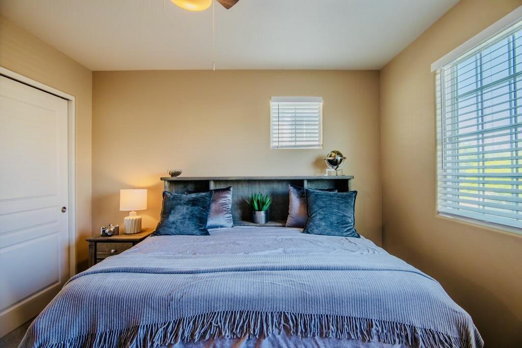 Detail Gallery Image 14 of 19 For 555 Calle Buena Vista, Morgan Hill,  CA 95037 - 3 Beds | 2/1 Baths