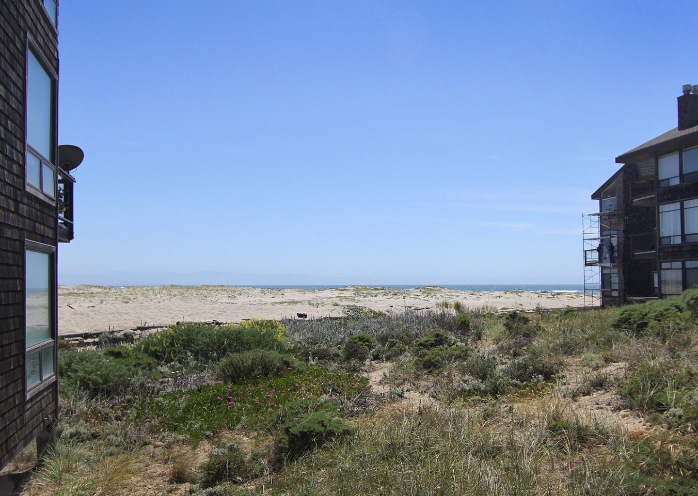 Detail Gallery Image 7 of 30 For 66 Pelican Pt, Watsonville,  CA 95076 - 1 Beds | 1 Baths