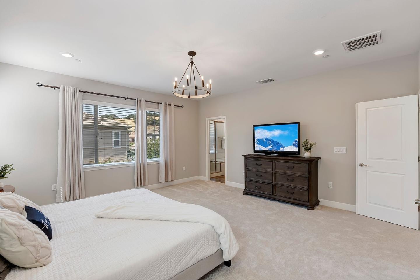 Detail Gallery Image 36 of 47 For 2551 Apricot Way, Gilroy,  CA 95020 - 4 Beds | 3 Baths