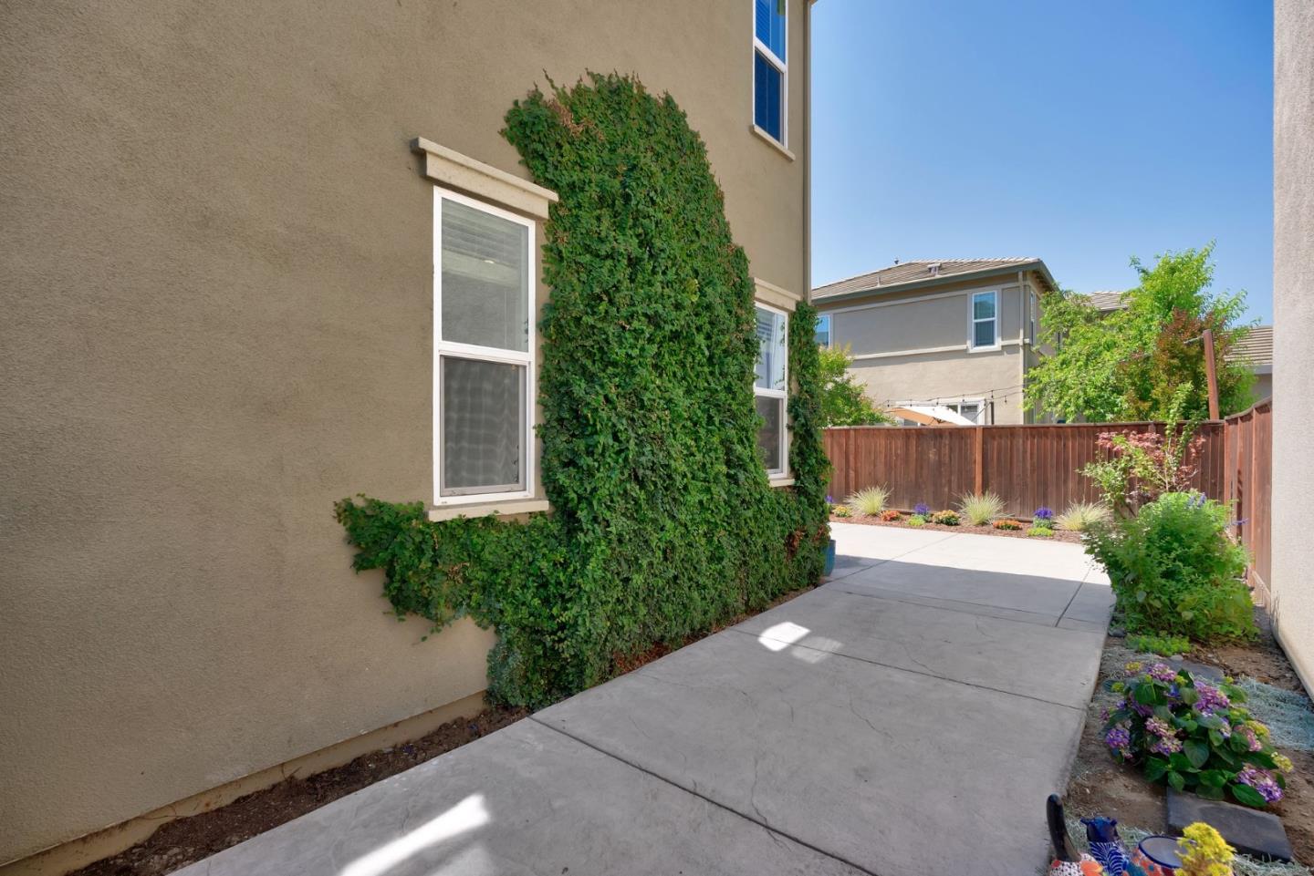 Detail Gallery Image 47 of 47 For 2551 Apricot Way, Gilroy,  CA 95020 - 4 Beds | 3 Baths
