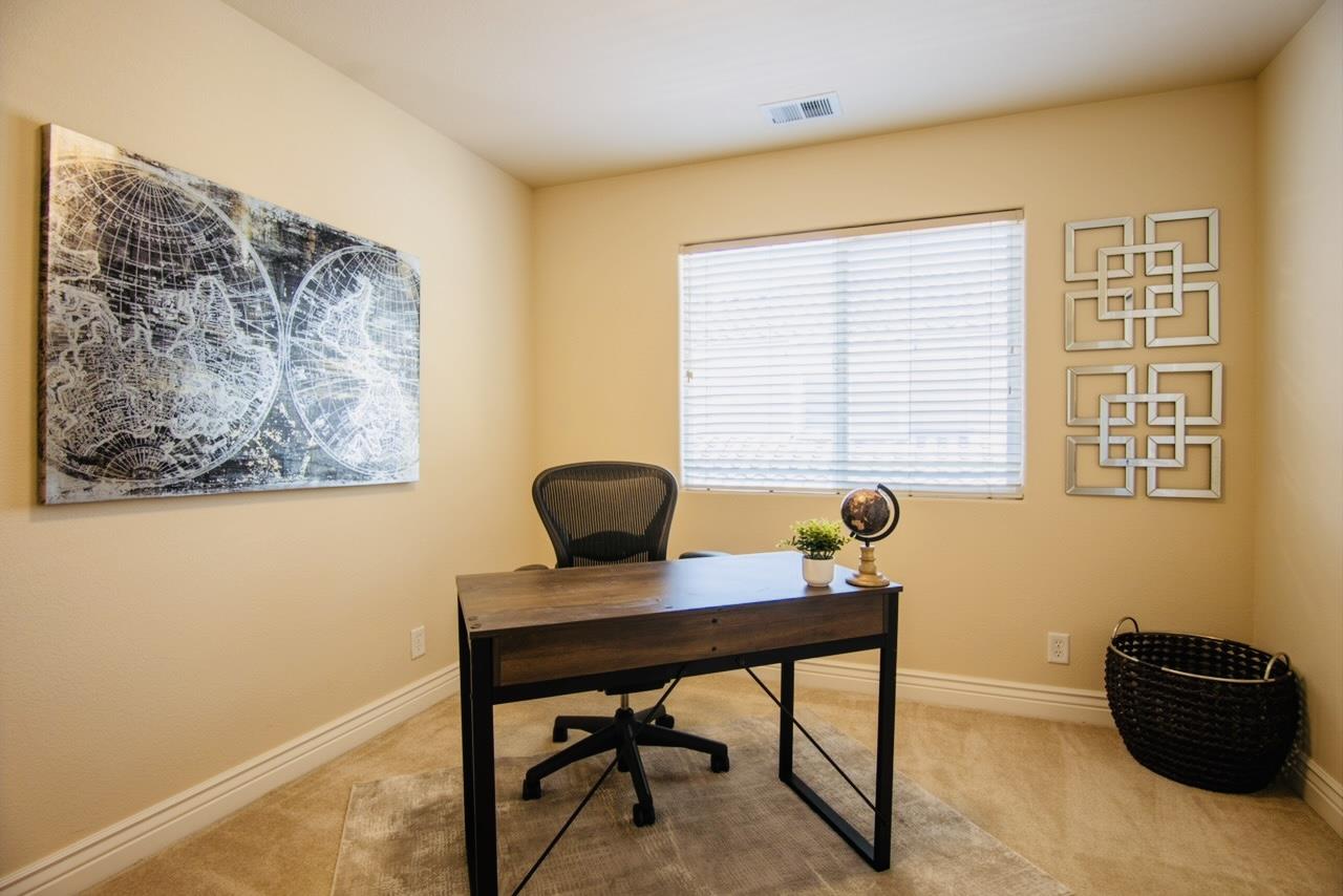 Detail Gallery Image 12 of 20 For 1014 White Cloud Drive, Morgan Hill,  CA 95037 - 4 Beds | 2/1 Baths
