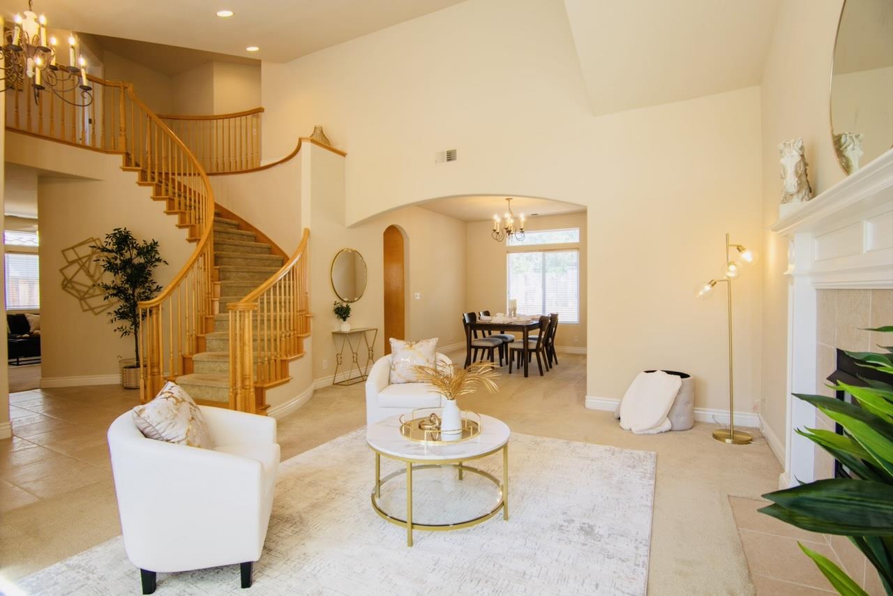 Detail Gallery Image 3 of 20 For 1014 White Cloud Drive, Morgan Hill,  CA 95037 - 4 Beds | 2/1 Baths