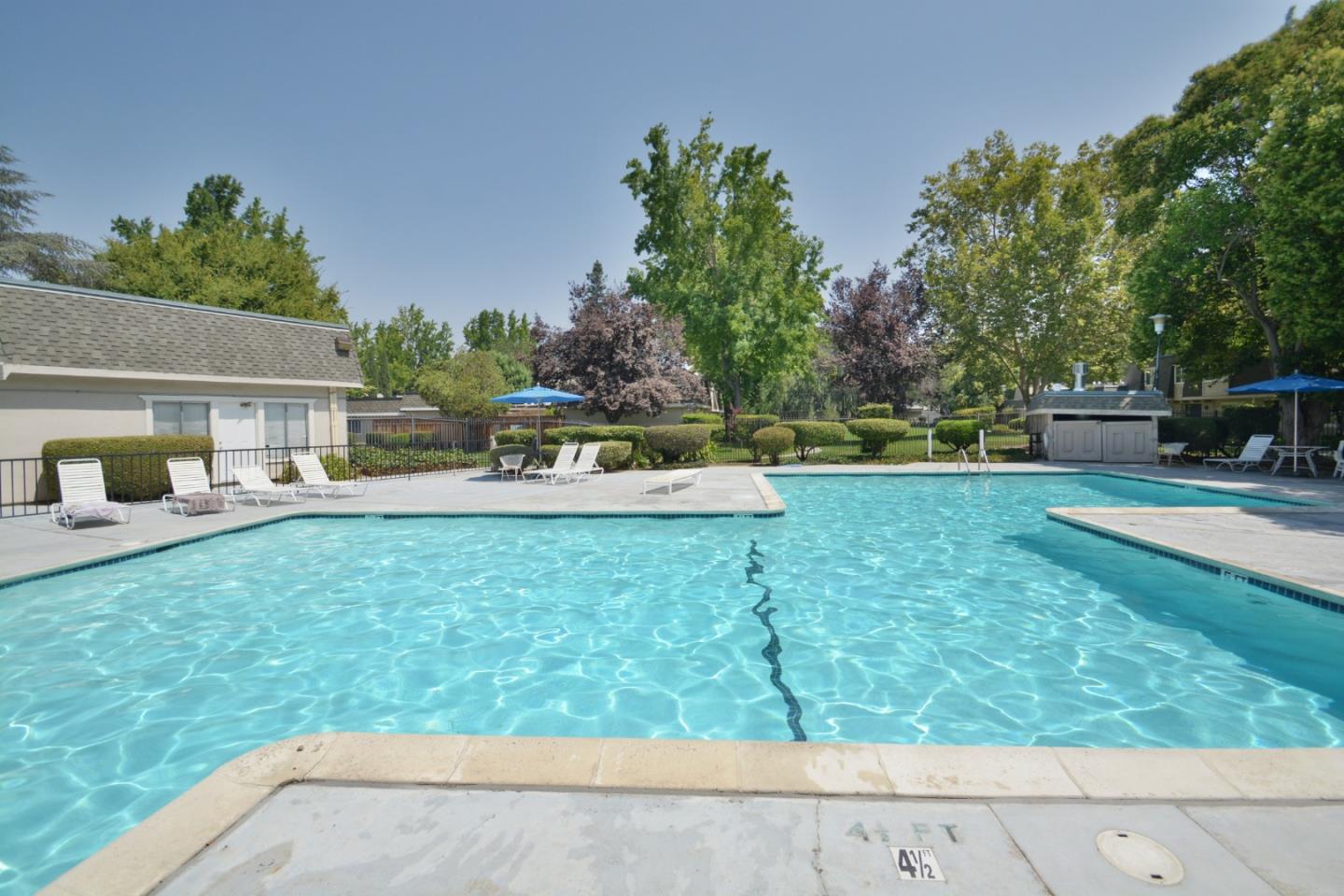 Detail Gallery Image 49 of 51 For 7098 Indian Wells Ct, San Jose,  CA 95139 - 3 Beds | 2/1 Baths