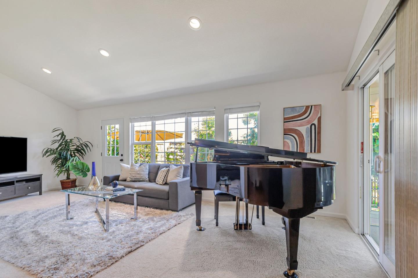 Detail Gallery Image 10 of 48 For 5140 Trade Wind Ln, Fremont,  CA 94538 - 4 Beds | 3 Baths