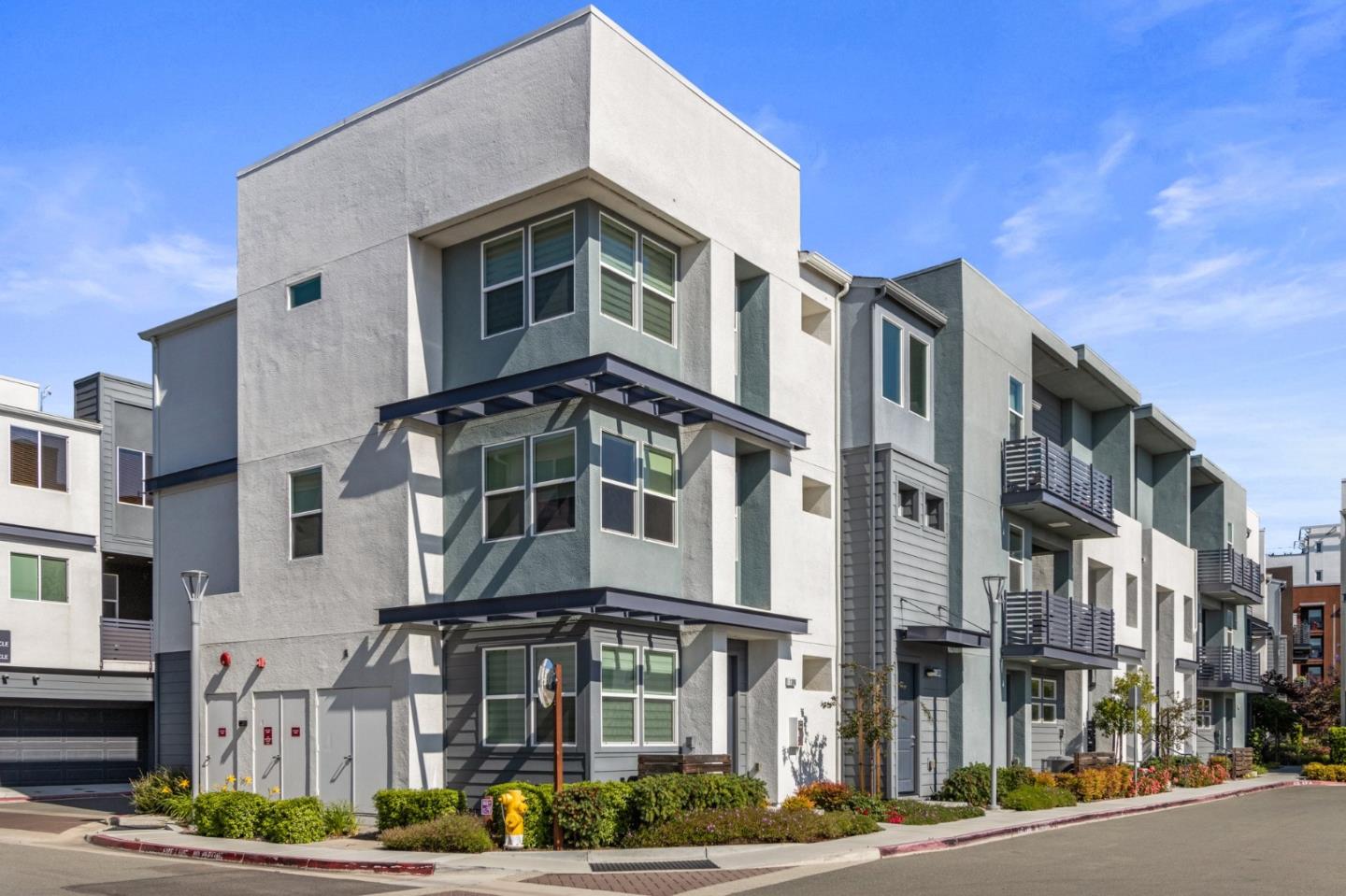 Detail Gallery Image 15 of 21 For 1310 Thistle Pl, Milpitas,  CA 95035 - 2 Beds | 2 Baths