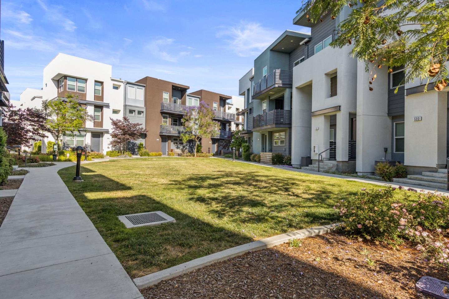Detail Gallery Image 17 of 21 For 1310 Thistle Pl, Milpitas,  CA 95035 - 2 Beds | 2 Baths
