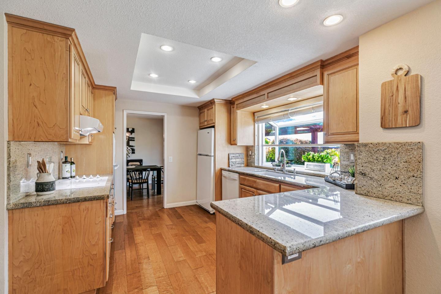 Detail Gallery Image 18 of 56 For 5186 Sunny Creek Dr, San Jose,  CA 95135 - 4 Beds | 2/1 Baths