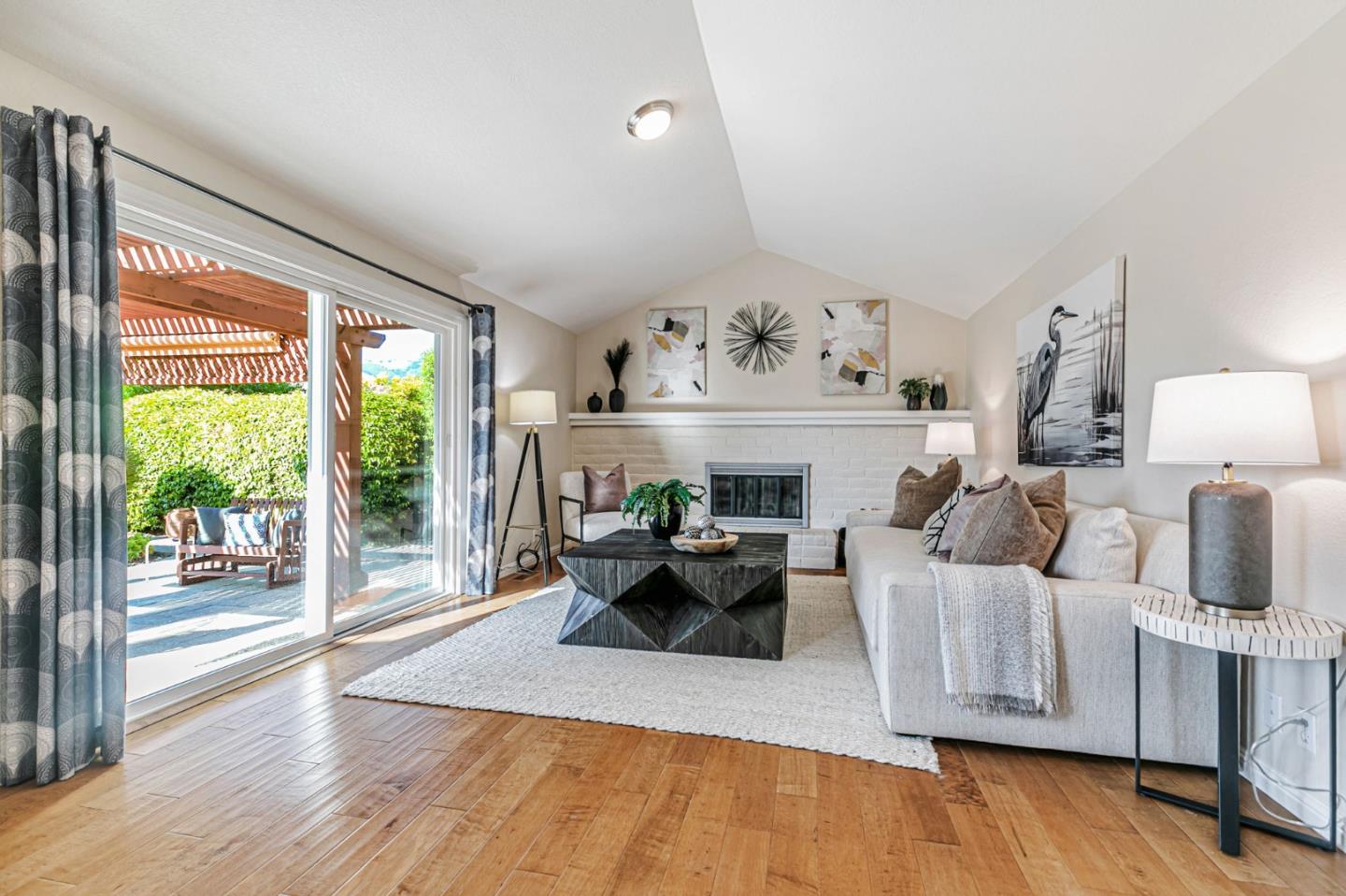 Detail Gallery Image 26 of 56 For 5186 Sunny Creek Dr, San Jose,  CA 95135 - 4 Beds | 2/1 Baths