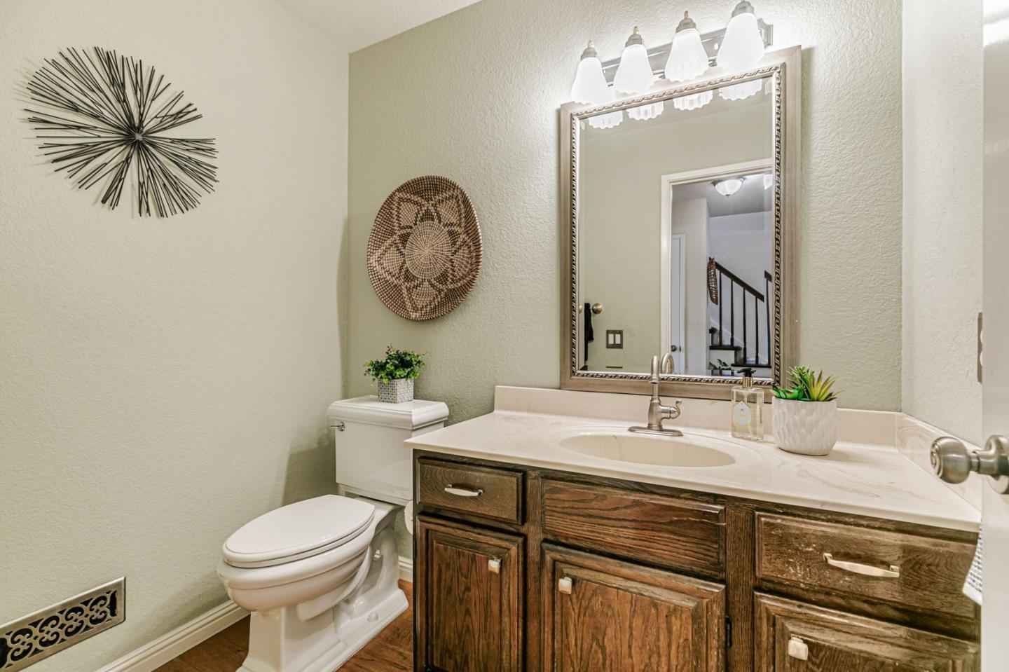 Detail Gallery Image 27 of 56 For 5186 Sunny Creek Dr, San Jose,  CA 95135 - 4 Beds | 2/1 Baths