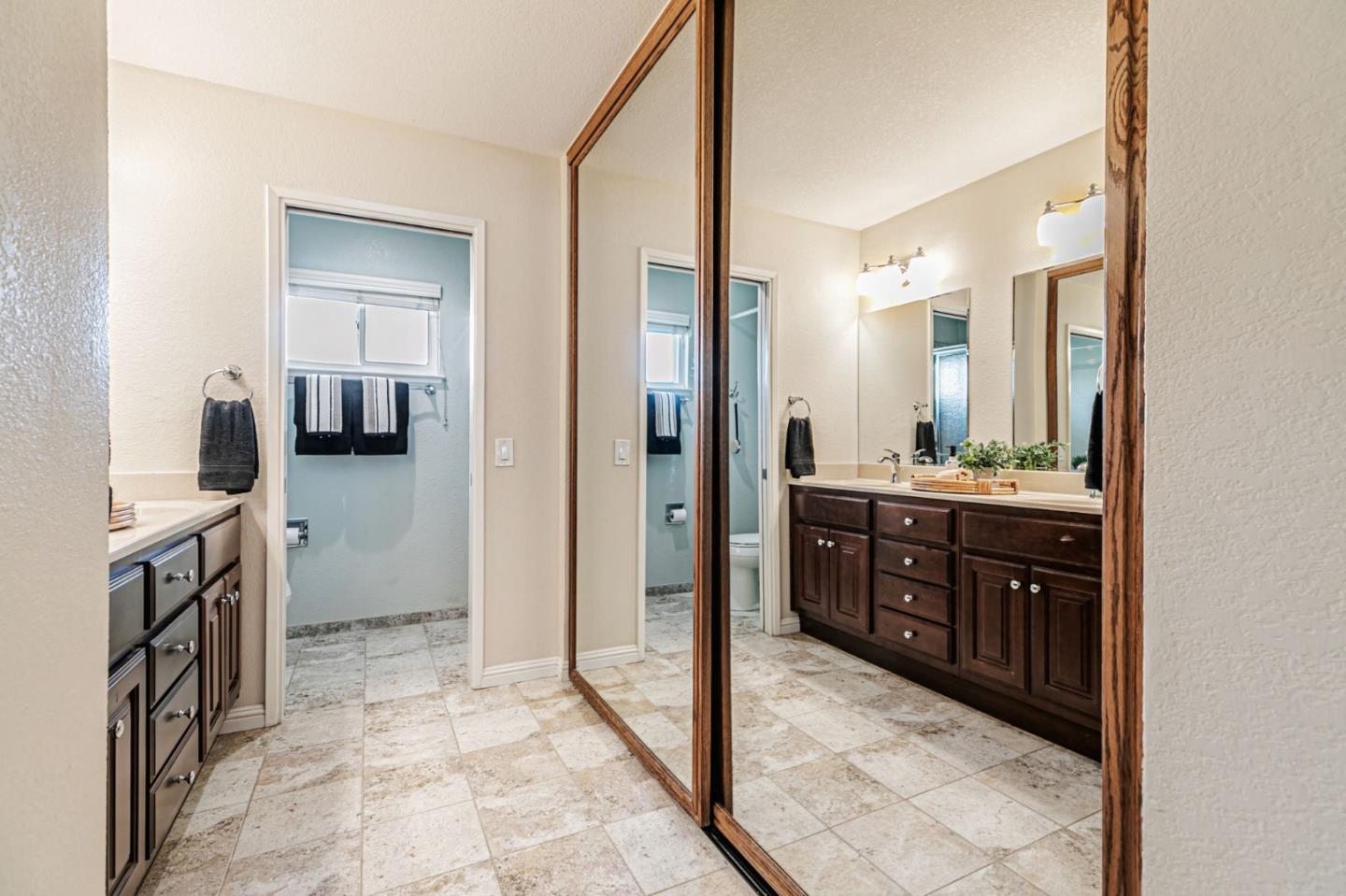 Detail Gallery Image 34 of 56 For 5186 Sunny Creek Dr, San Jose,  CA 95135 - 4 Beds | 2/1 Baths