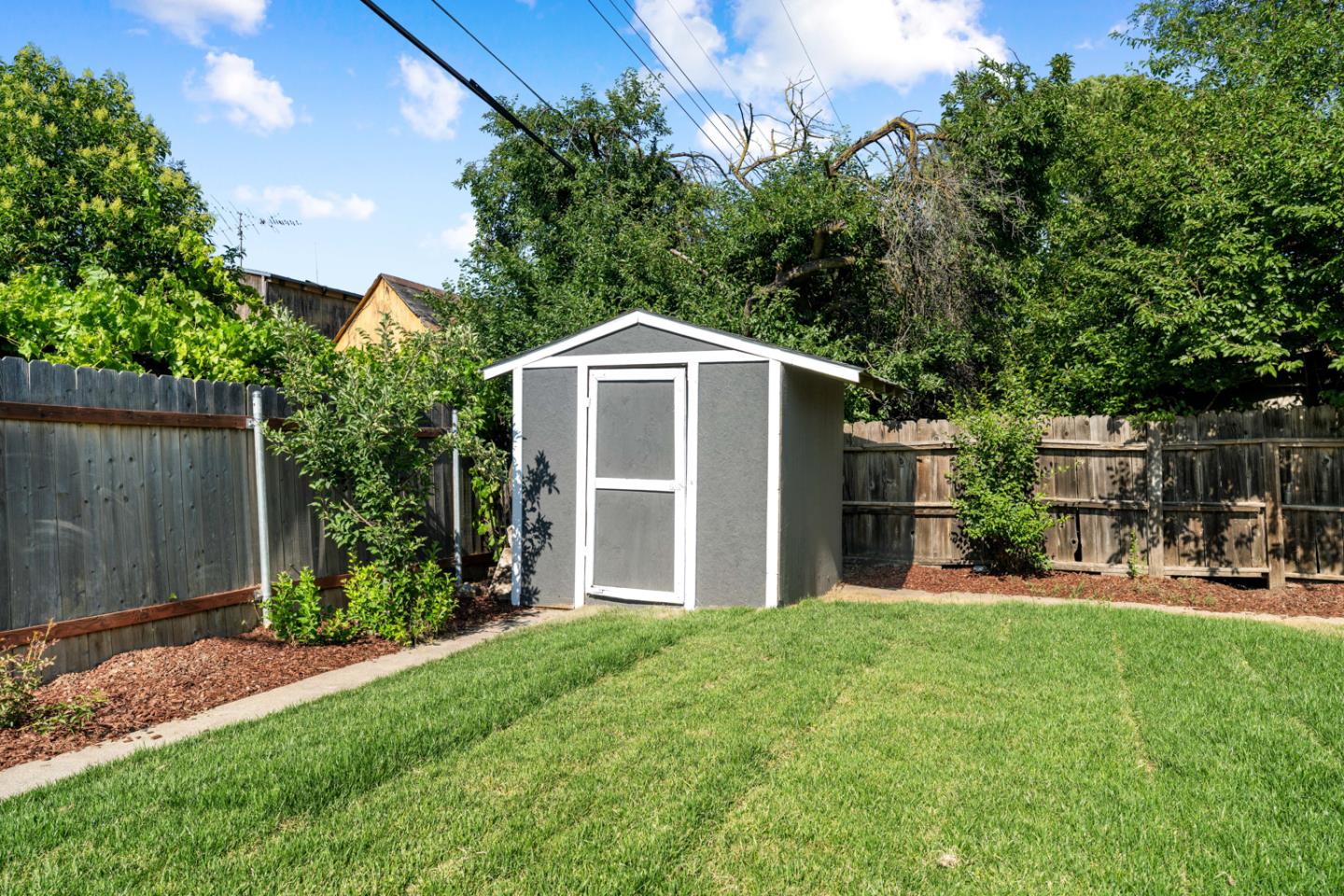 Detail Gallery Image 32 of 38 For 2621 Wood Violet Way, Sacramento,  CA 95822 - 3 Beds | 1 Baths