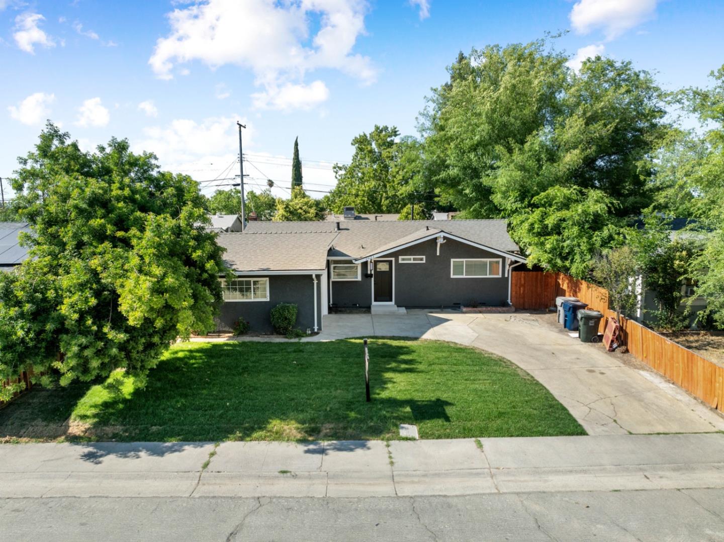 Detail Gallery Image 35 of 38 For 2621 Wood Violet Way, Sacramento,  CA 95822 - 3 Beds | 1 Baths