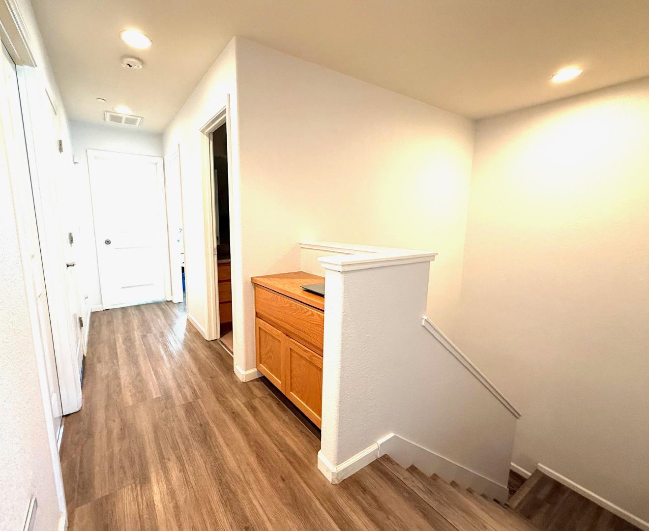 Detail Gallery Image 15 of 28 For 188 Caroline Ln, Gilroy,  CA 95020 - 3 Beds | 2/1 Baths