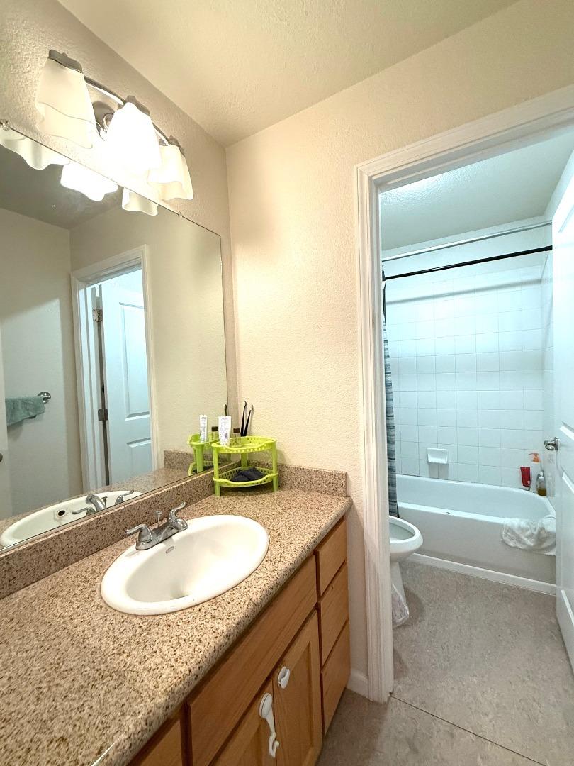 Detail Gallery Image 24 of 28 For 188 Caroline Ln, Gilroy,  CA 95020 - 3 Beds | 2/1 Baths