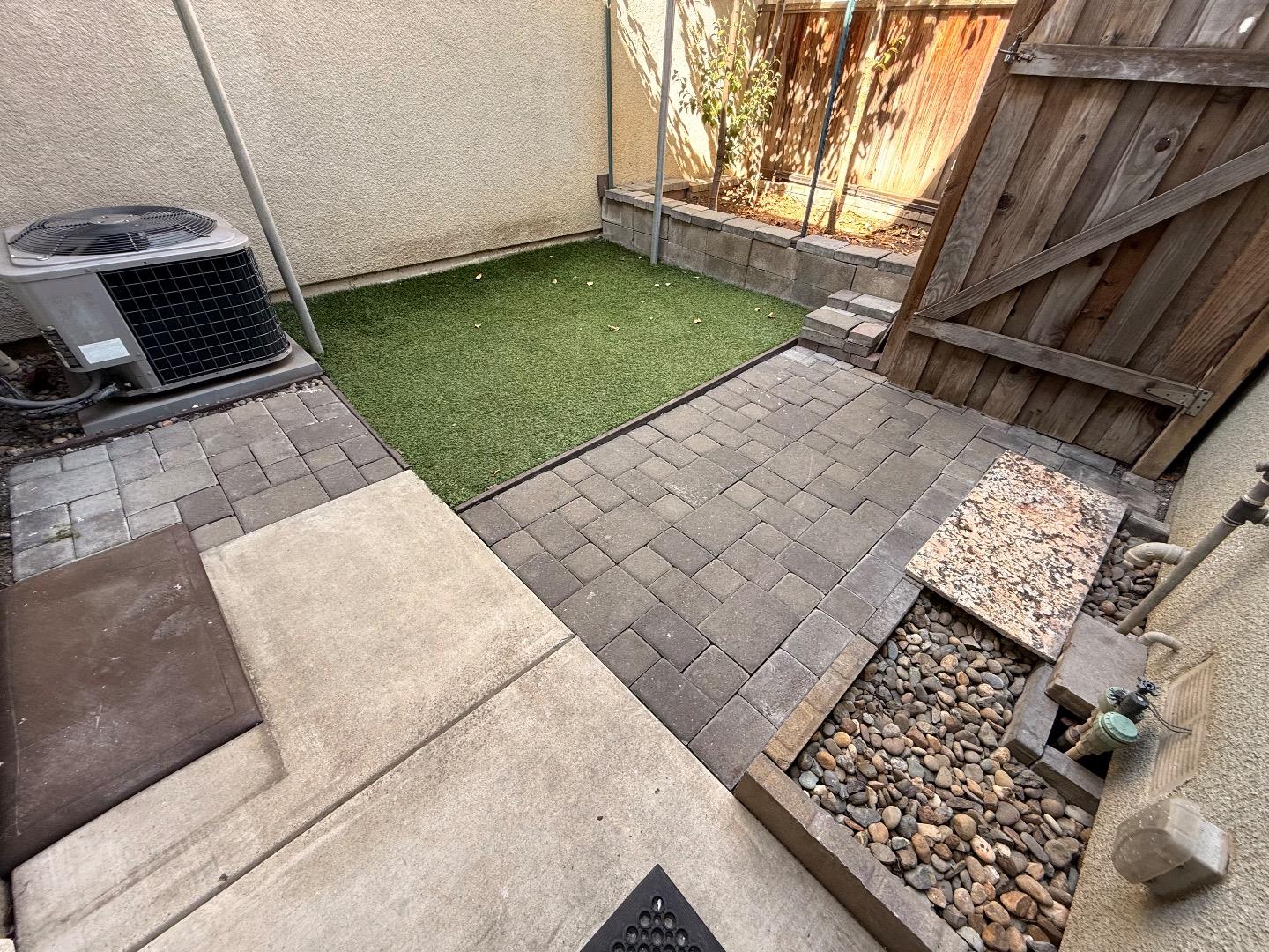 Detail Gallery Image 32 of 34 For 188 Caroline Ln, Gilroy,  CA 95020 - 3 Beds | 2/1 Baths