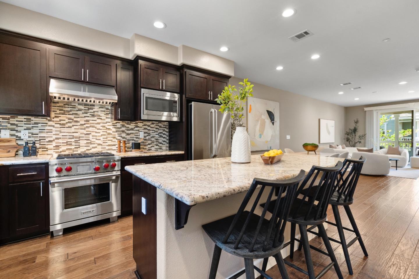 Detail Gallery Image 10 of 39 For 129 Ivory Palm Ter, Sunnyvale,  CA 94086 - 3 Beds | 3/1 Baths