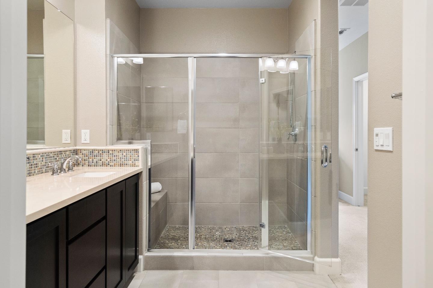 Detail Gallery Image 19 of 39 For 129 Ivory Palm Ter, Sunnyvale,  CA 94086 - 3 Beds | 3/1 Baths