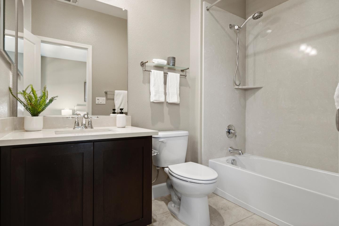 Detail Gallery Image 21 of 39 For 129 Ivory Palm Ter, Sunnyvale,  CA 94086 - 3 Beds | 3/1 Baths