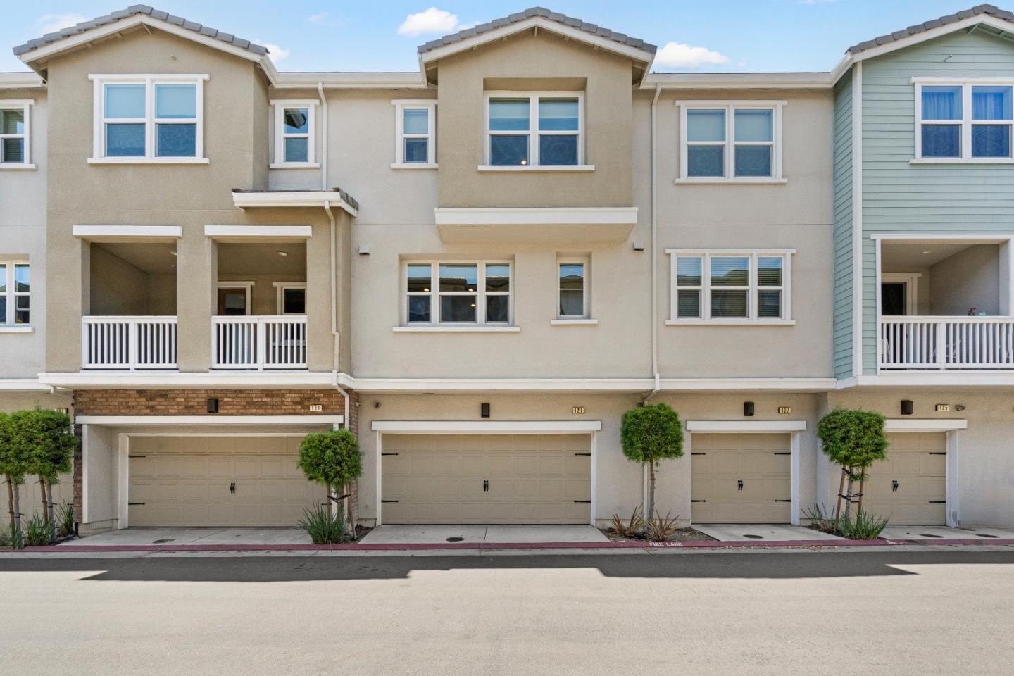 Detail Gallery Image 29 of 39 For 129 Ivory Palm Ter, Sunnyvale,  CA 94086 - 3 Beds | 3/1 Baths