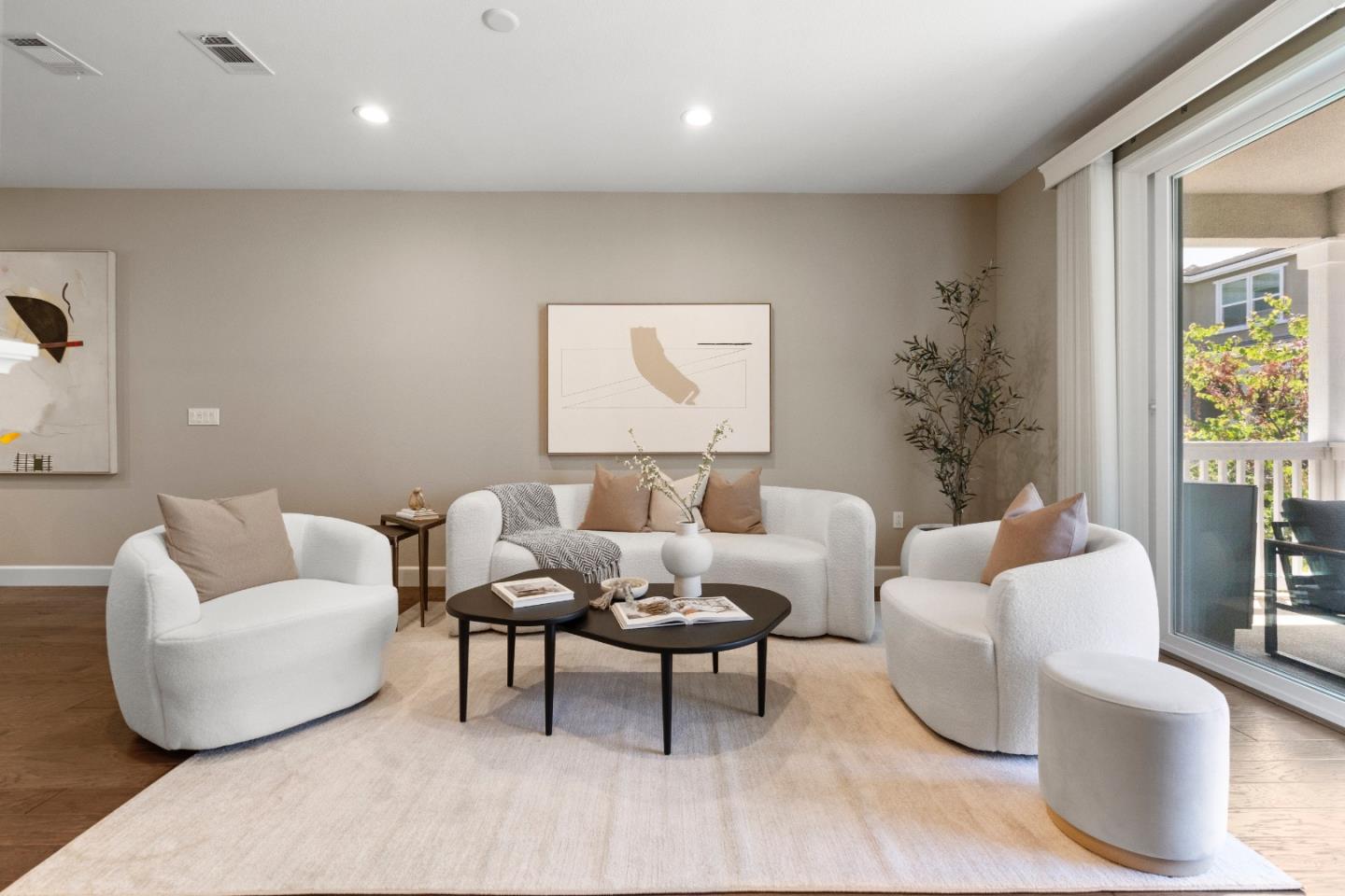 Detail Gallery Image 5 of 39 For 129 Ivory Palm Ter, Sunnyvale,  CA 94086 - 3 Beds | 3/1 Baths