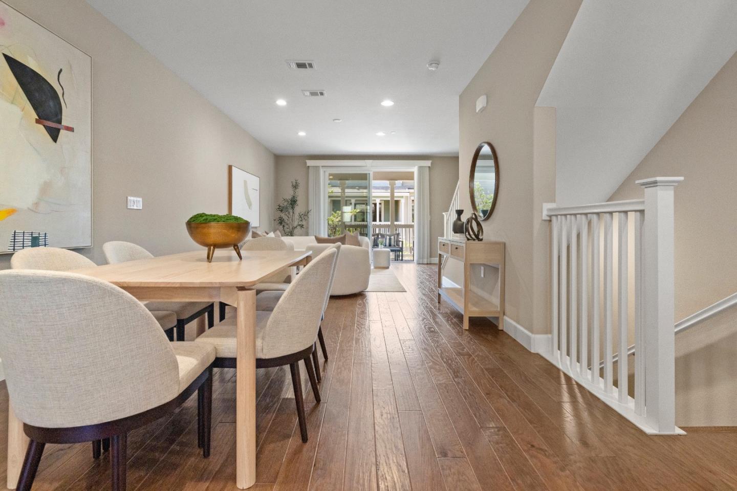 Detail Gallery Image 7 of 39 For 129 Ivory Palm Ter, Sunnyvale,  CA 94086 - 3 Beds | 3/1 Baths