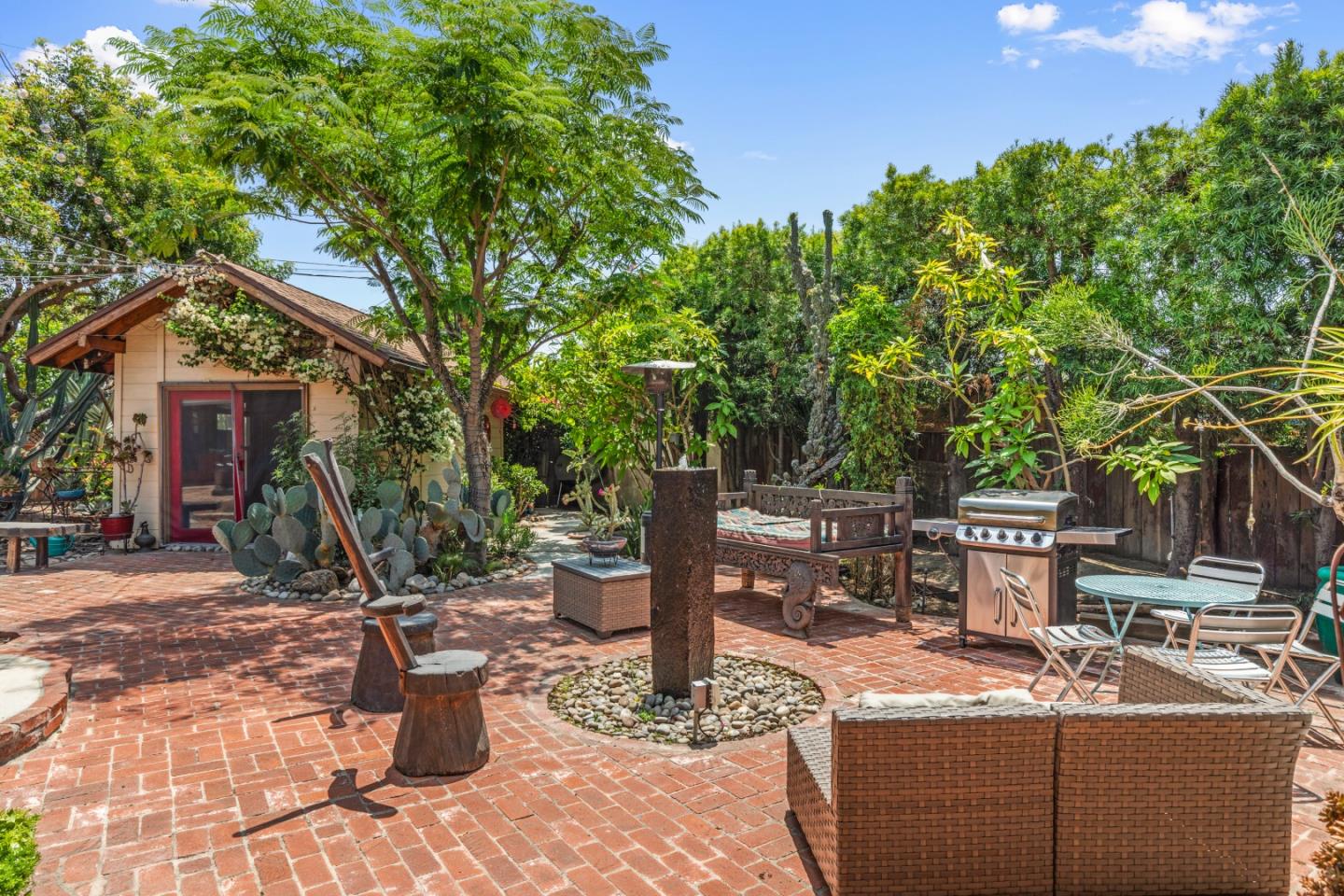 Detail Gallery Image 27 of 45 For 6026 Fulcher Ave, North Hollywood,  CA 91606 - 3 Beds | 3 Baths