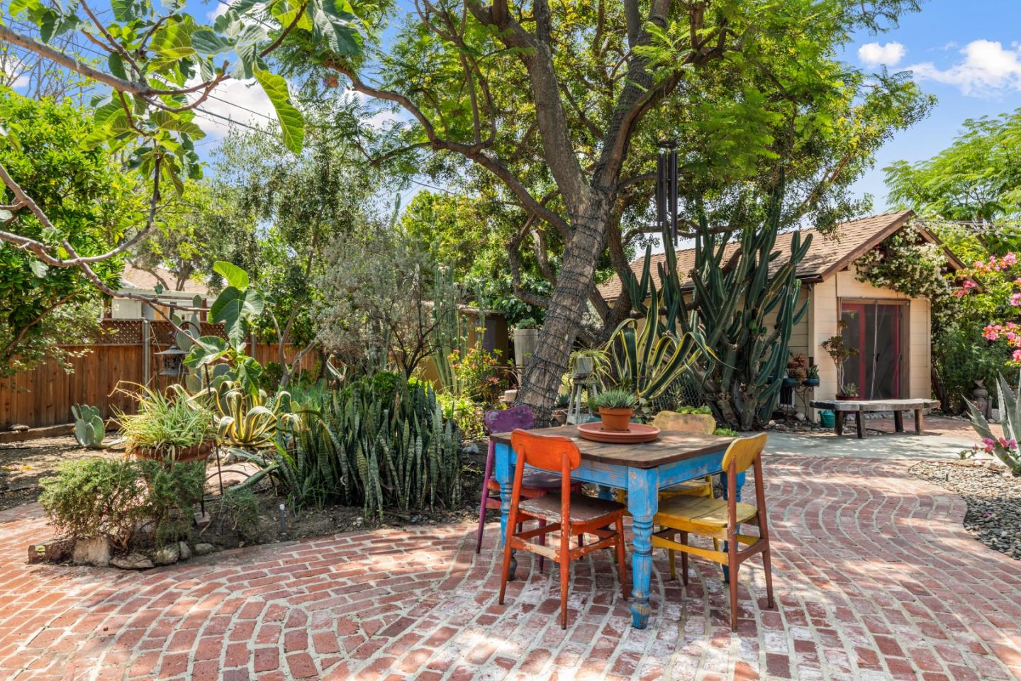Detail Gallery Image 34 of 45 For 6026 Fulcher Ave, North Hollywood,  CA 91606 - 3 Beds | 3 Baths