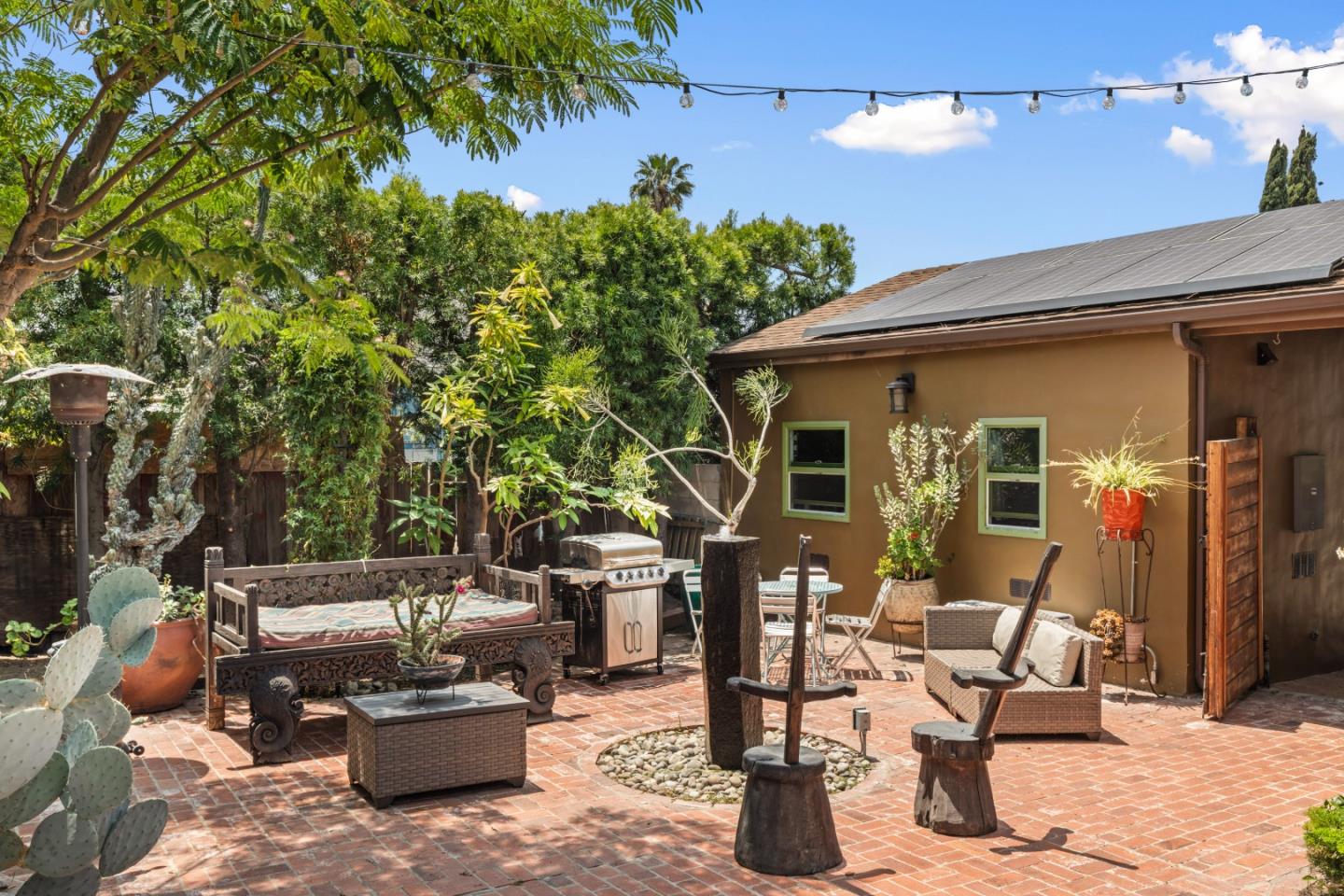 Detail Gallery Image 36 of 45 For 6026 Fulcher Ave, North Hollywood,  CA 91606 - 3 Beds | 3 Baths