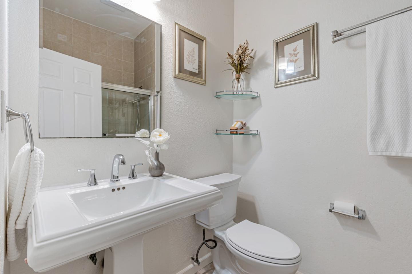 Detail Gallery Image 16 of 56 For 759 Camelback Rd, Pleasant Hill,  CA 94523 - 2 Beds | 2 Baths