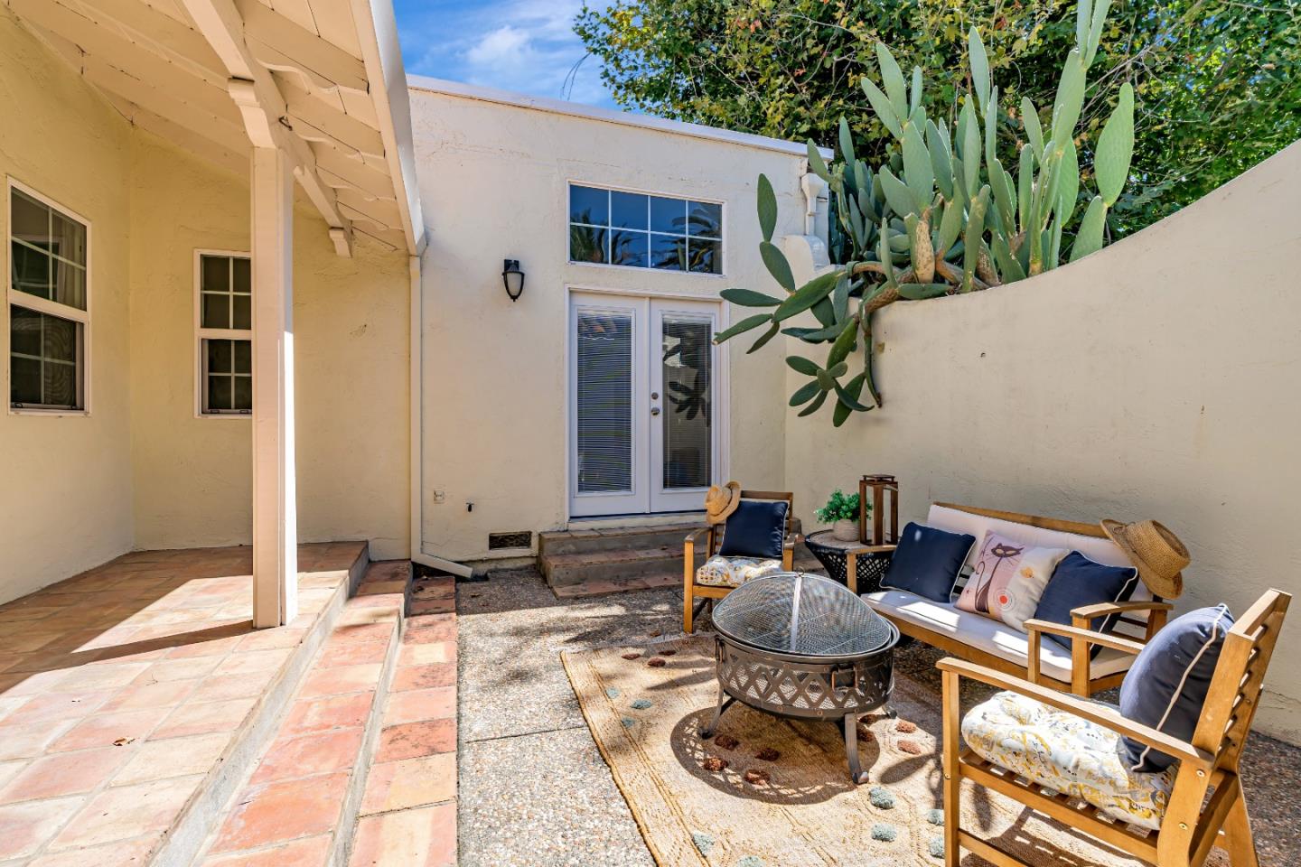 Detail Gallery Image 3 of 56 For 759 Camelback Rd, Pleasant Hill,  CA 94523 - 2 Beds | 2 Baths
