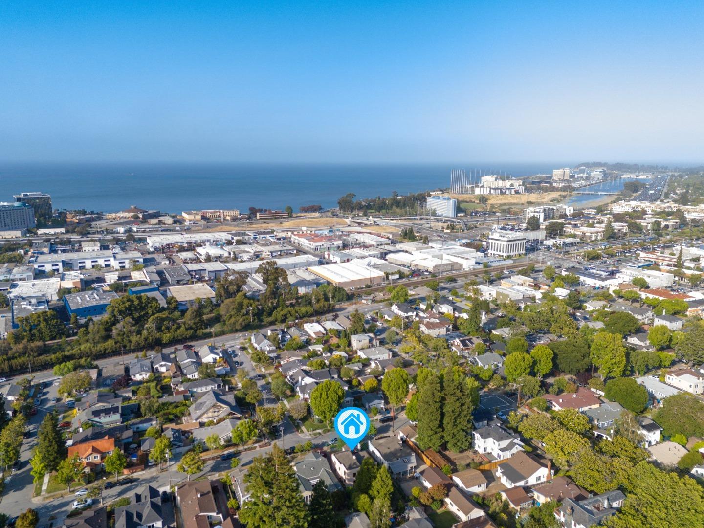 Detail Gallery Image 38 of 49 For 1317 Laguna Ave, Burlingame,  CA 94010 - 2 Beds | 1 Baths