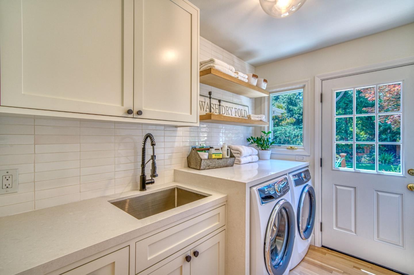 Detail Gallery Image 51 of 67 For 904 Wilmington Way, –,  CA 94062 - 4 Beds | 2/1 Baths