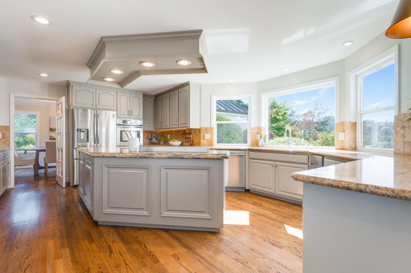 Detail Gallery Image 22 of 95 For 3785 Glen Haven Rd, Soquel,  CA 95073 - 5 Beds | 4 Baths