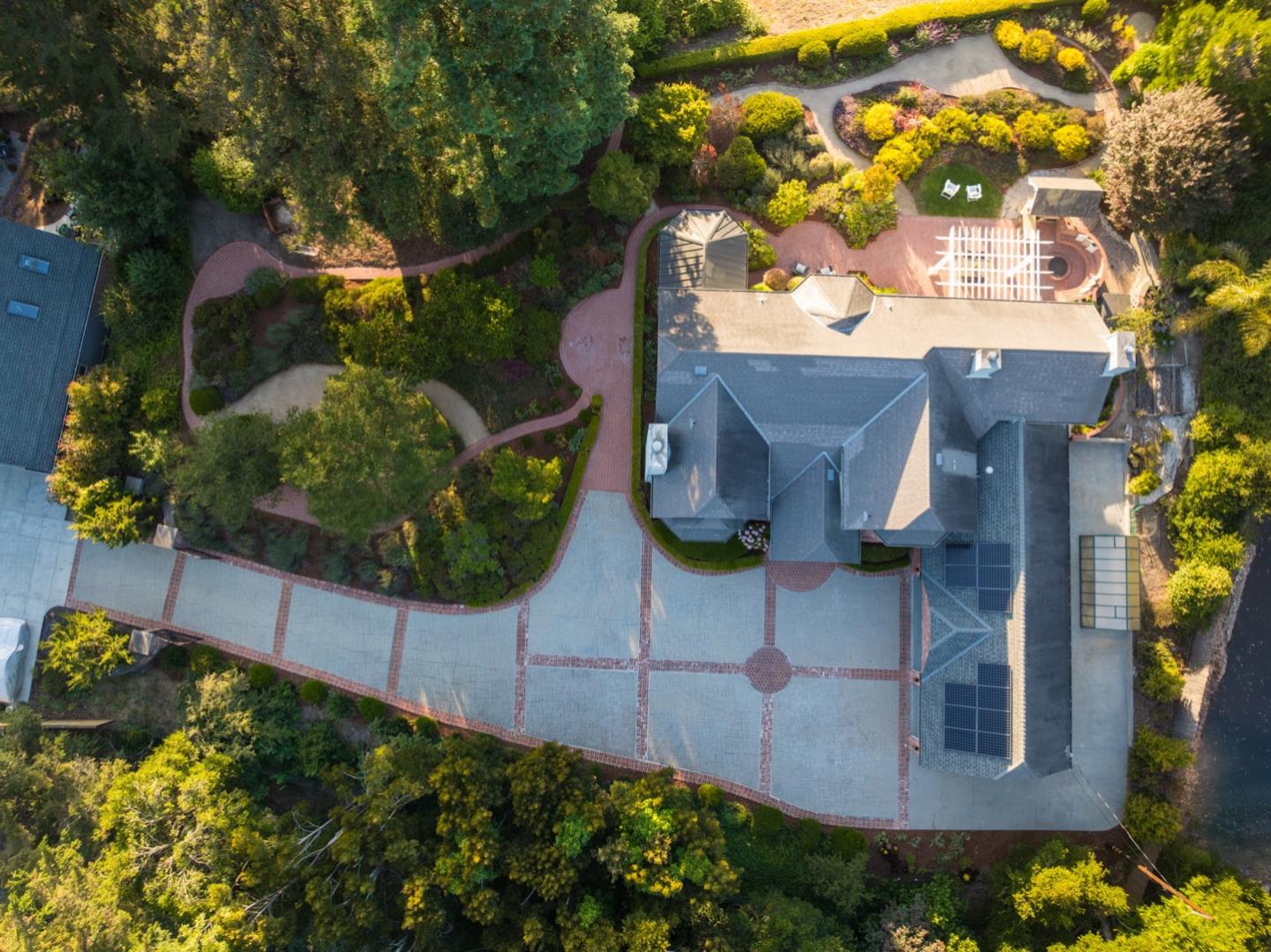 Detail Gallery Image 3 of 95 For 3785 Glen Haven Rd, Soquel,  CA 95073 - 5 Beds | 4 Baths
