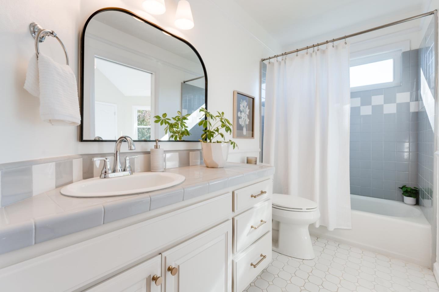 Detail Gallery Image 47 of 95 For 3785 Glen Haven Rd, Soquel,  CA 95073 - 5 Beds | 4 Baths