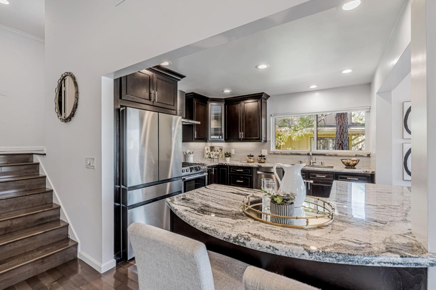 Detail Gallery Image 13 of 39 For 21 Calypso Ln, San Carlos,  CA 94070 - 3 Beds | 2/1 Baths