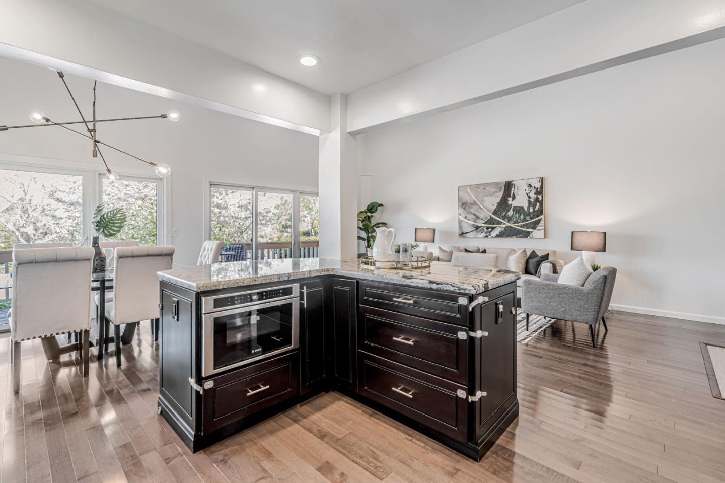 Detail Gallery Image 9 of 39 For 21 Calypso Ln, San Carlos,  CA 94070 - 3 Beds | 2/1 Baths