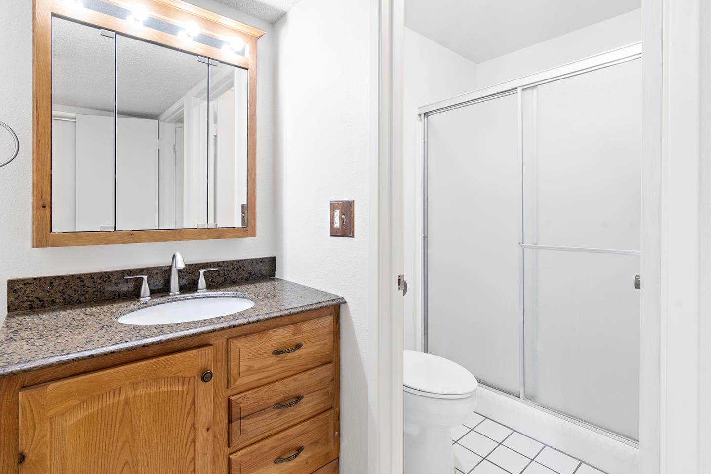 Detail Gallery Image 12 of 23 For 96 River Dr #2,  King City,  CA 93930 - 2 Beds | 2 Baths
