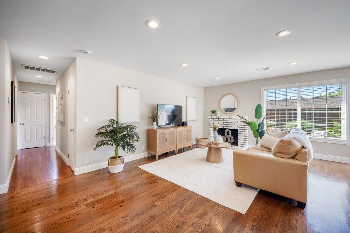 Detail Gallery Image 6 of 32 For 1660 Bluebonnet Way, Morgan Hill,  CA 95037 - 3 Beds | 2 Baths