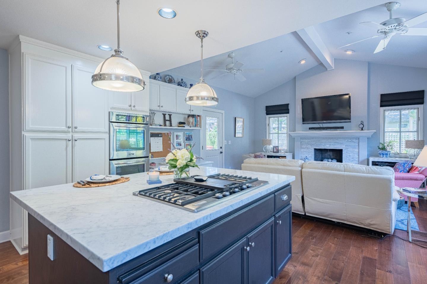 Detail Gallery Image 20 of 59 For 25547 Meadowview Circle, Corral De Tierra,  CA 93908 - 3 Beds | 3 Baths
