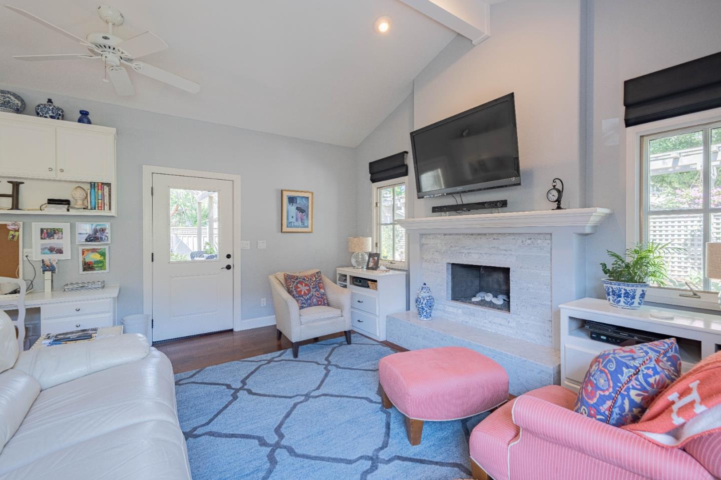 Detail Gallery Image 25 of 59 For 25547 Meadowview Circle, Corral De Tierra,  CA 93908 - 3 Beds | 3 Baths
